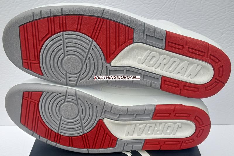 Air Jordan 2 Retro (White/Black-Varsity Red/Cmnt gry) 385475 102 Size US 10.5