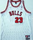 Vintage Nike Chicago Bulls small 23 Jersey